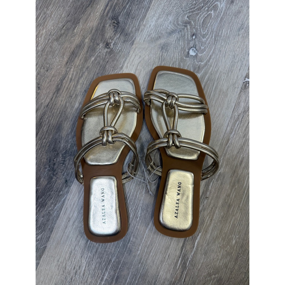 Azalea Wang Womens Sandals Gold Metallic Square Toe Minimalist Summer 8